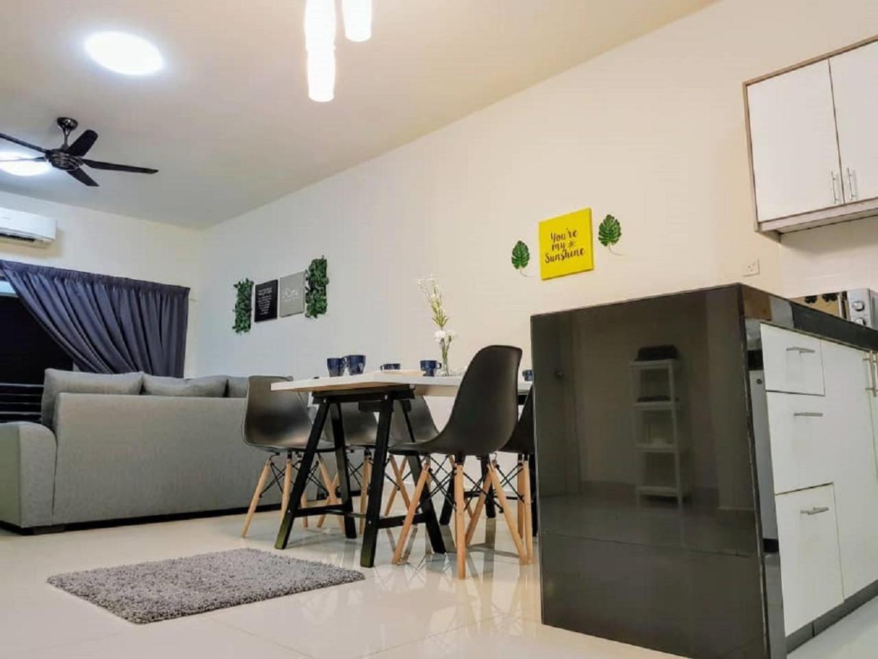 Puchong 8-12 Pax 5Min Lrt Cozy Apartment Ioi Mall Buitenkant foto